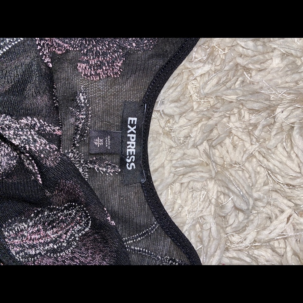 Black lace and floral bodysuit - Picture 3 of 3